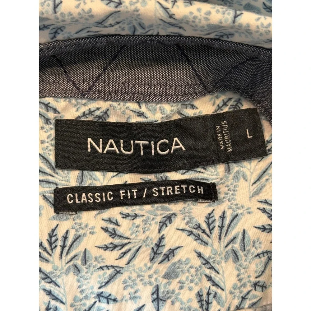 Nautica Womens Large Blue White Floral Leaf Print Button Down Shirt Classic Fit